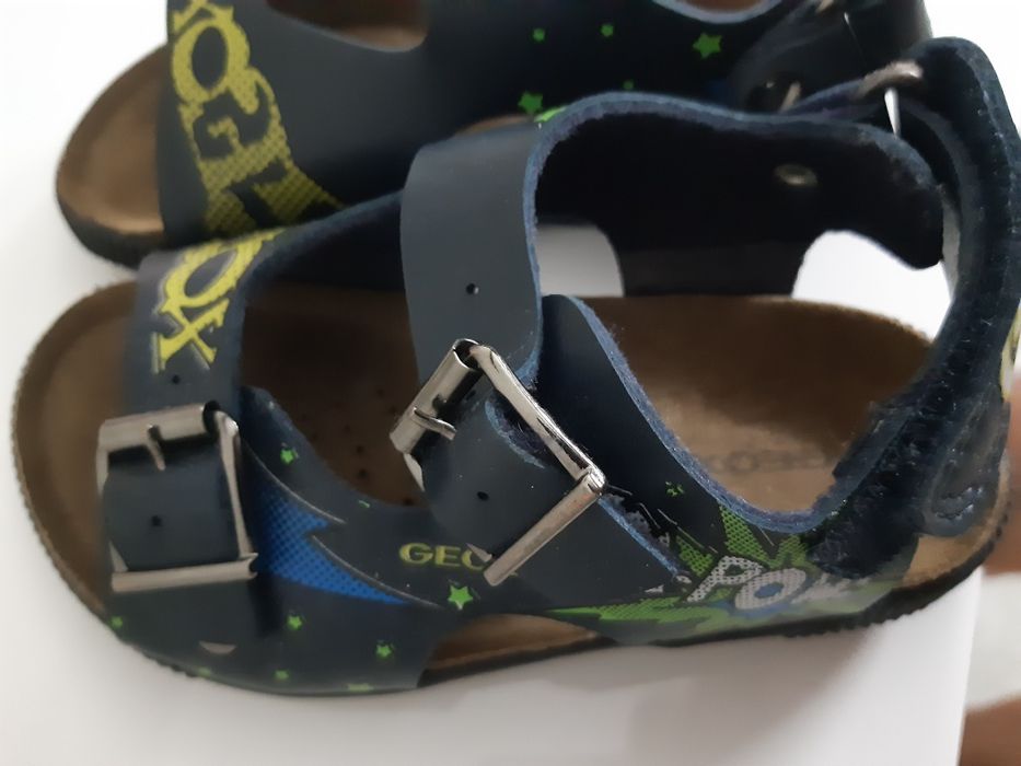 Sandálias Geox, Timberland e Naturnino, n 24 e 26