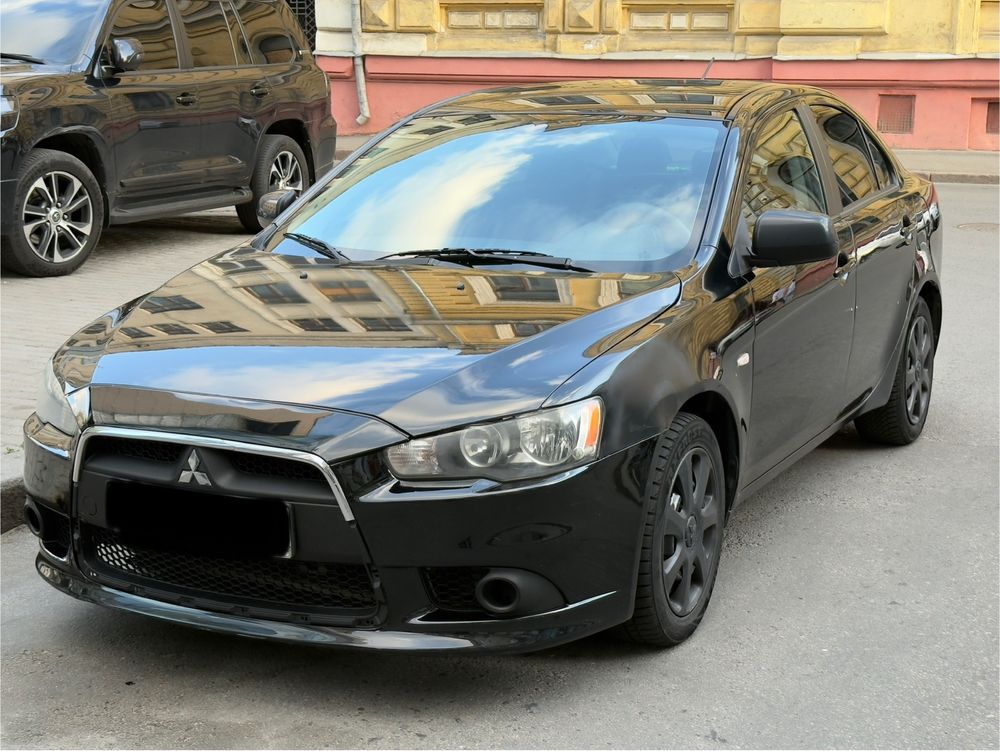 Mitsubishi lancer X 10