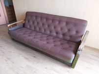 Sofa, 2 fotele na kolkach i pufa