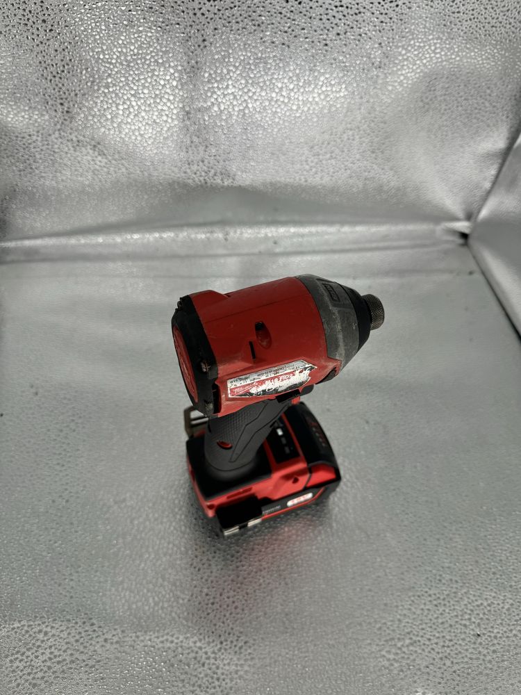Винтоверт аккумуляторный Milwaukee M18 FID2 гайковерт импакт імпакт