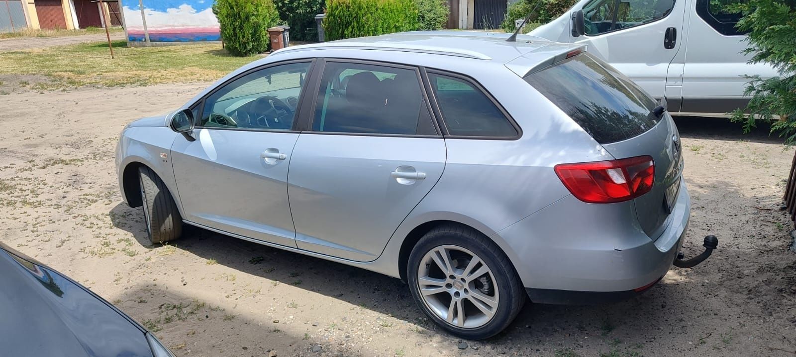 Seat Ibiza 1,6 TDI rok 2011