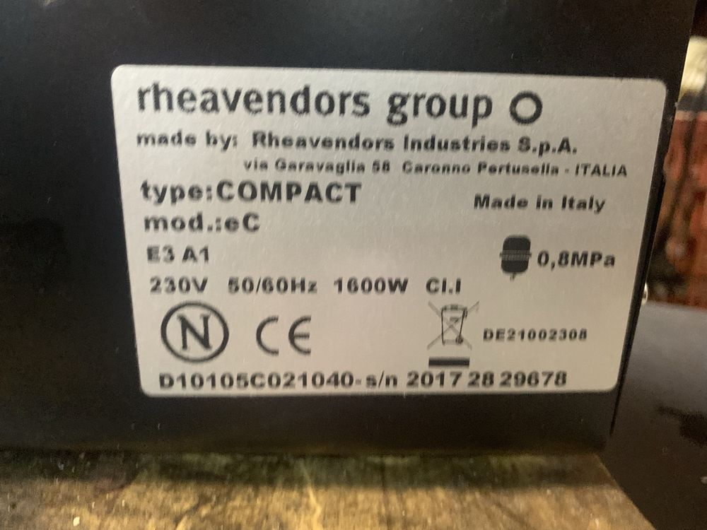 Суперавтомат  rheavendors CINO