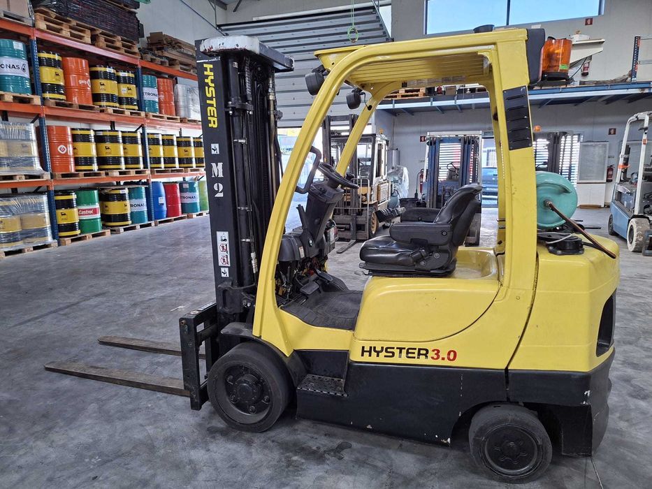 Empilhador Hyster 3.0  2009