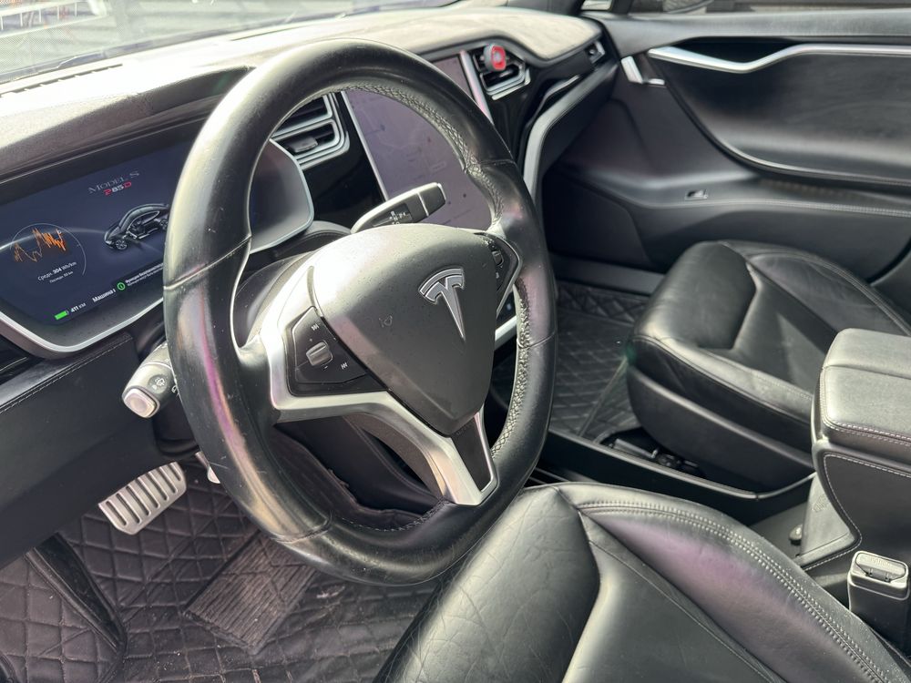 Tesla model s p85d