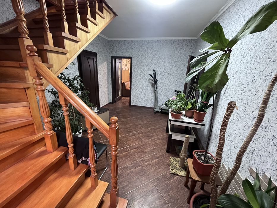 Будинок у стані заходь і живи,Красилівка,центр, будинок з газом