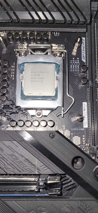 Bundle rog Strix Z490-E + i7 10700k + Kingston Fury Beast RGB 16GB