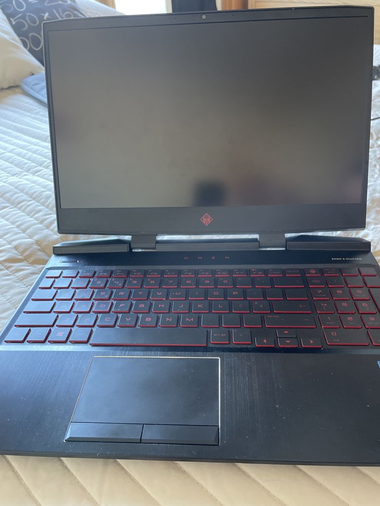 HP OMEN Laptop 15-dc0