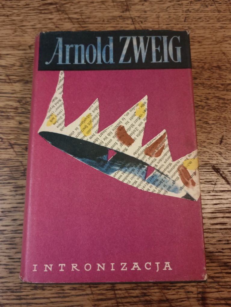 Intronizacja. Arnold Zweig