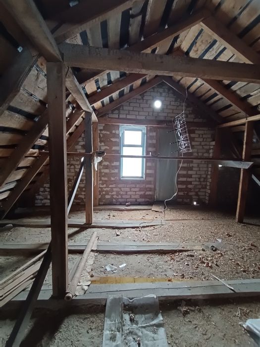 Цегляний будинок в Кобилянці біля Снова