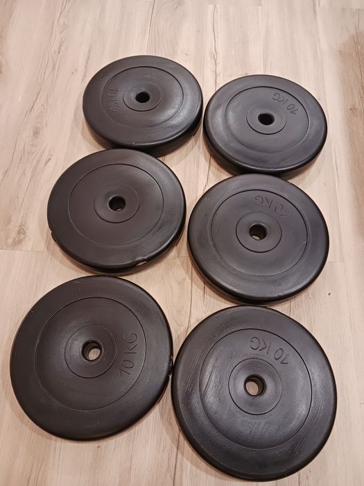 6 Discos de 10kg + 8 de 5kg 30mm