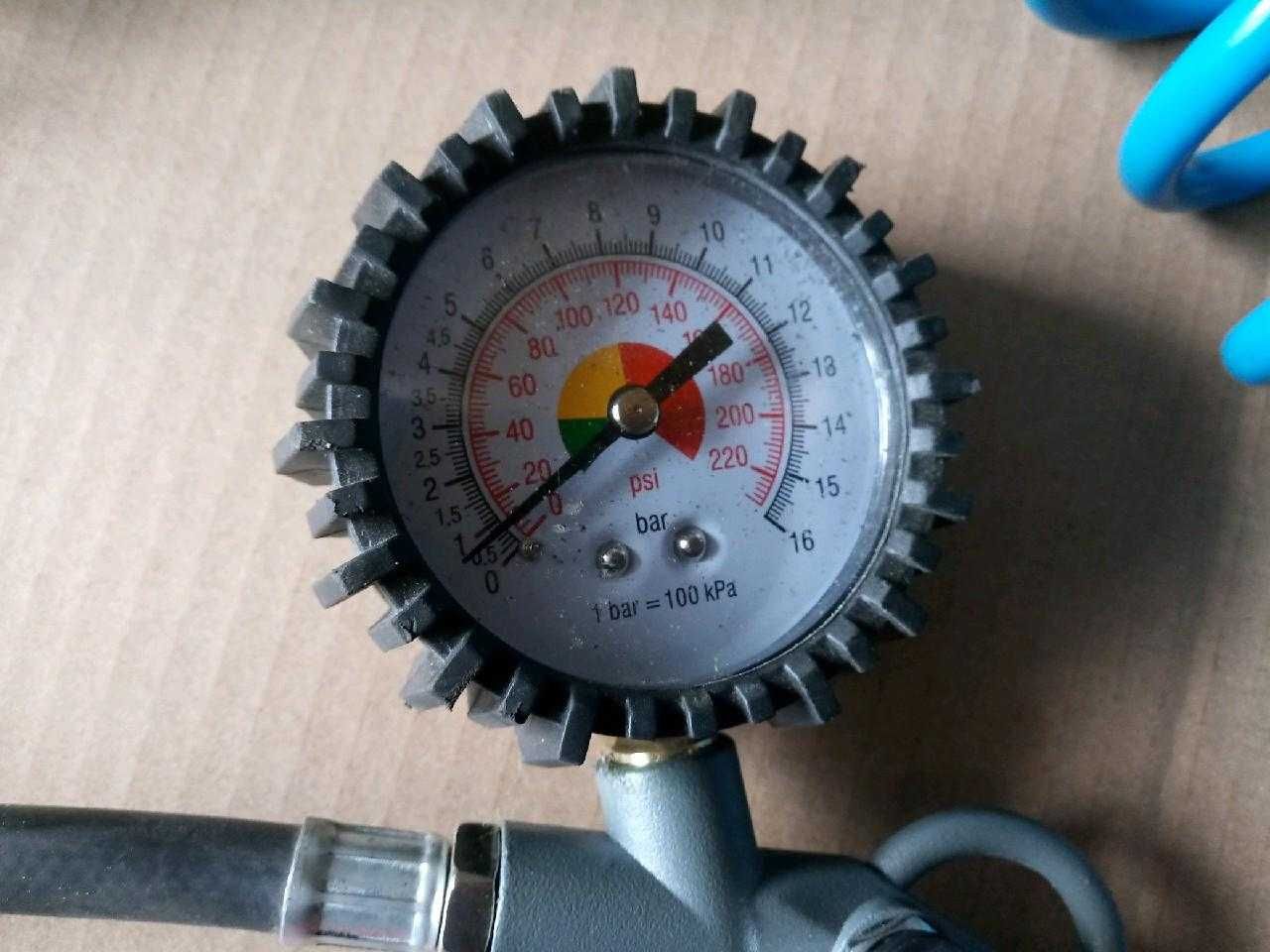 Pistolet z manometrem + przewód do sprężarki kompresora