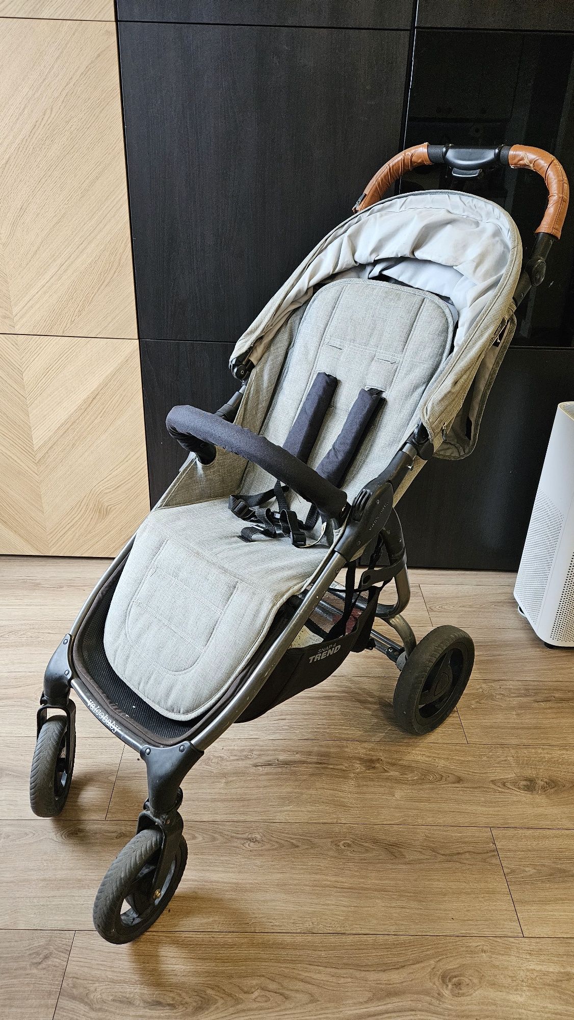 Sprzedam wózek spacerowy Valco Snap 4 Trend 

Oferuję wózek spacero