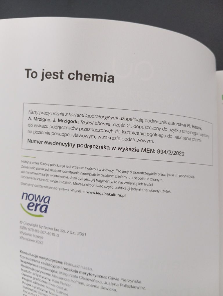 To jest chemia 2 - podręcznik i  nowe ćwiczenia - zakres podstawowy.