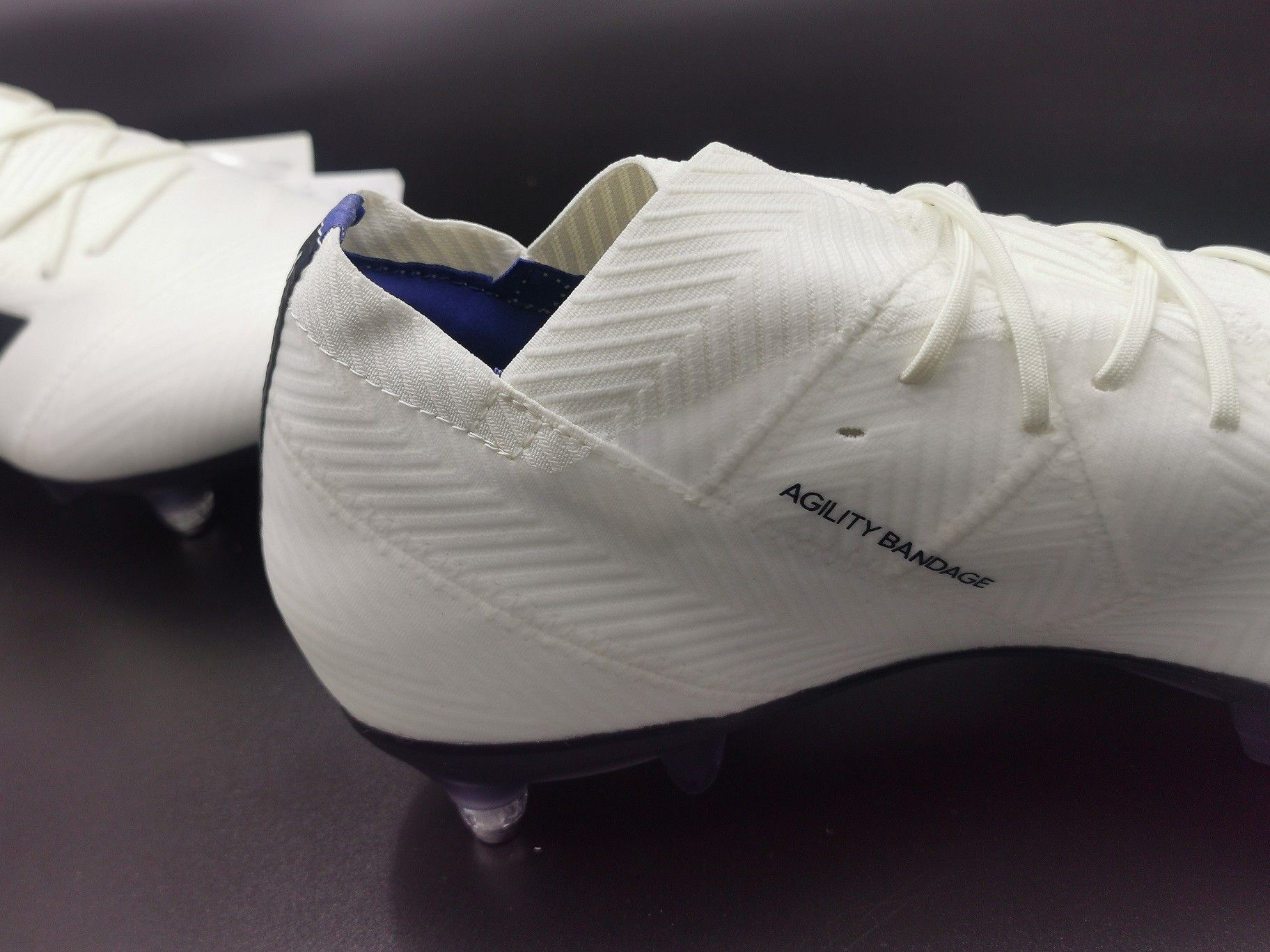 Profesjonalne Adidas Nemeziz 18.1 SG W CG6441 r.36 , 22cm