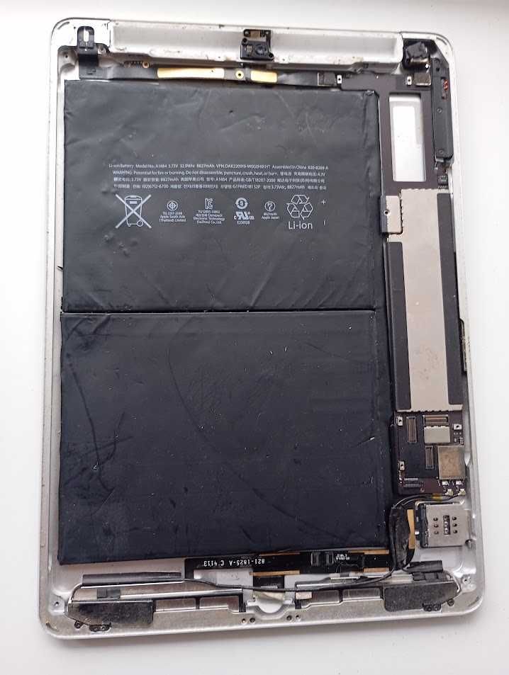 на запчастини чи відновлення iPad A1395 A1566 A1475