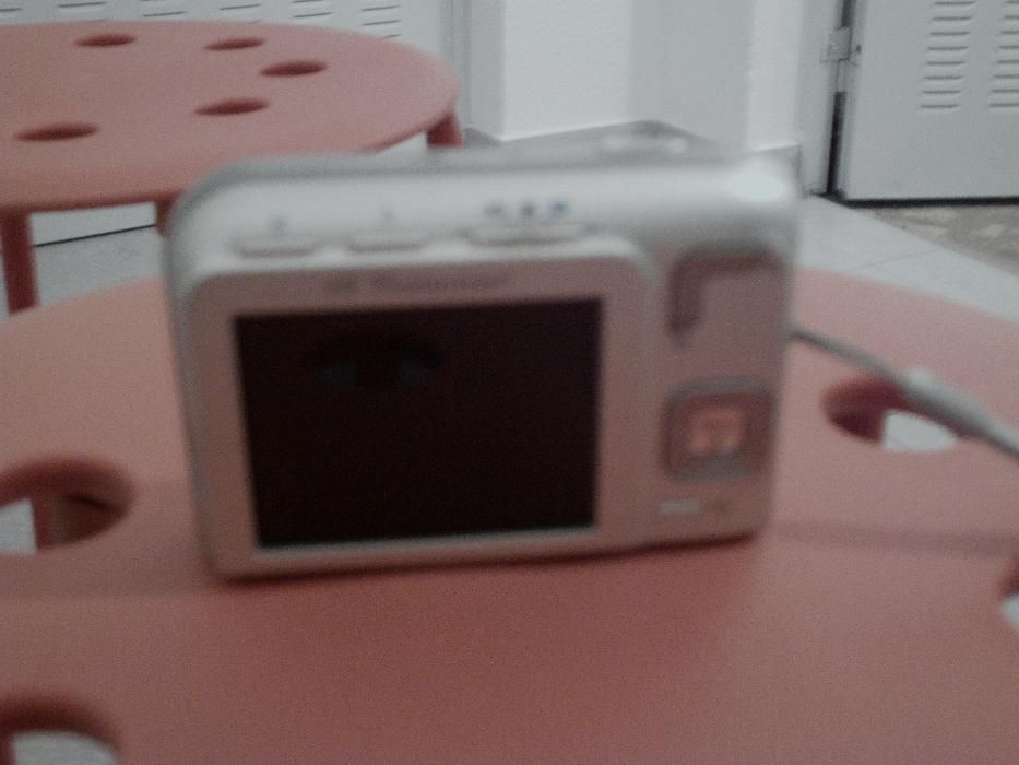 Máquina fotográfica da Hp avariada