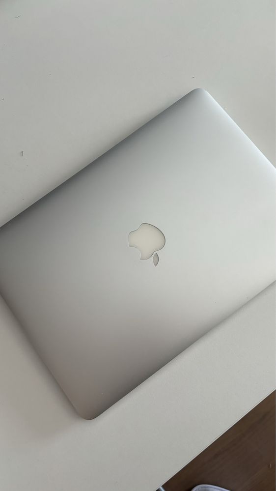 macbook air i5 como novo