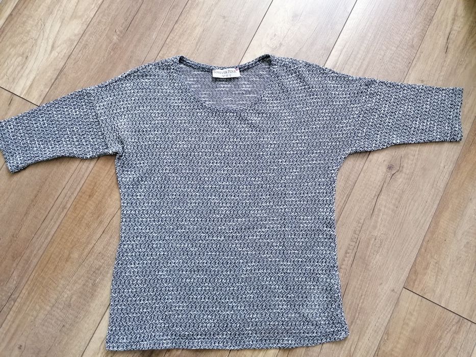 Cienki sweterek grafitowy Butik