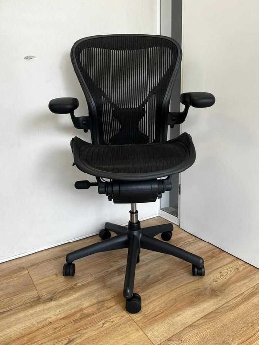 Opção completa Herman Miller Aeron, incluindo ajuste de postura