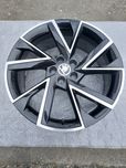SKODA SCALA KAMIQ felga 5x100 18 cali ET39