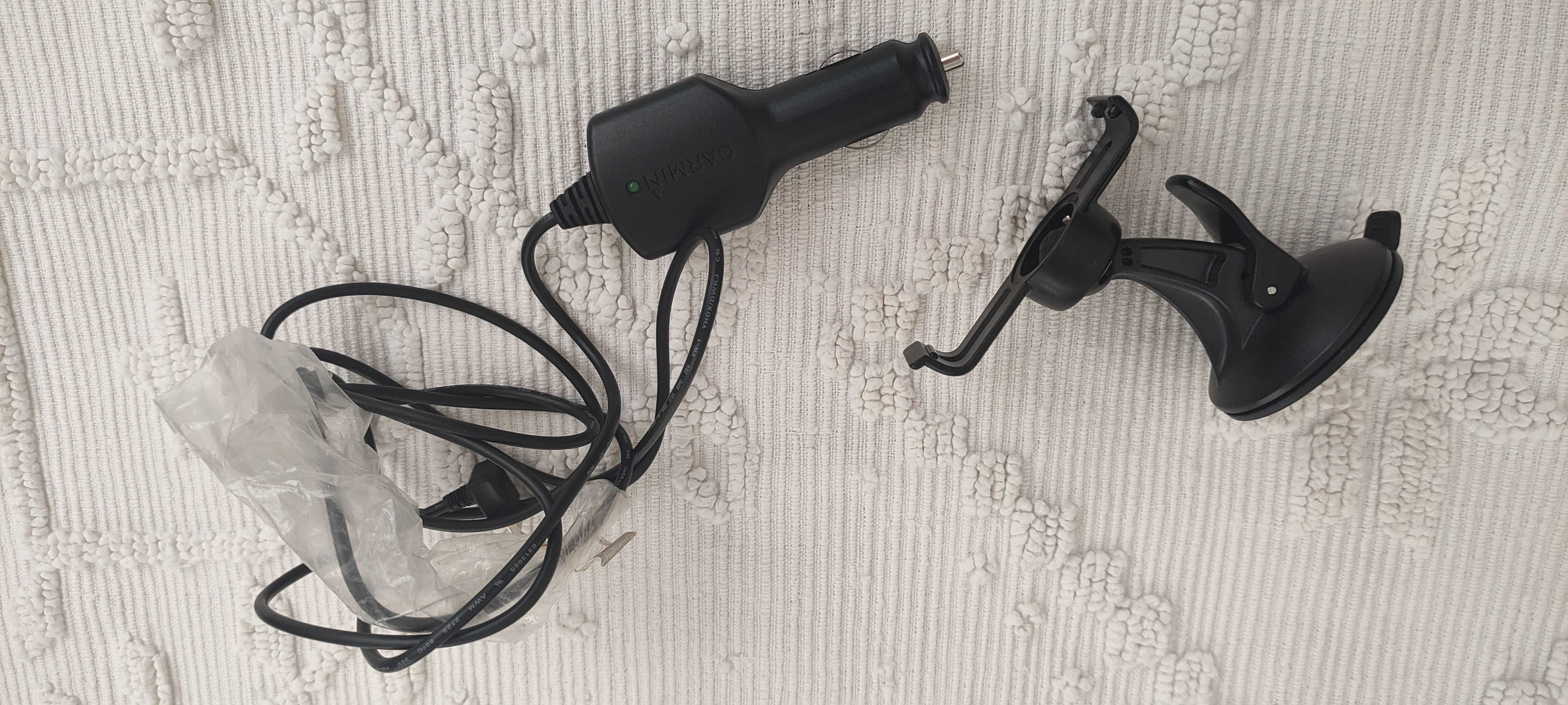 Garmin Nuvi 1245 + Cartão de memória 8GB + Acessórios