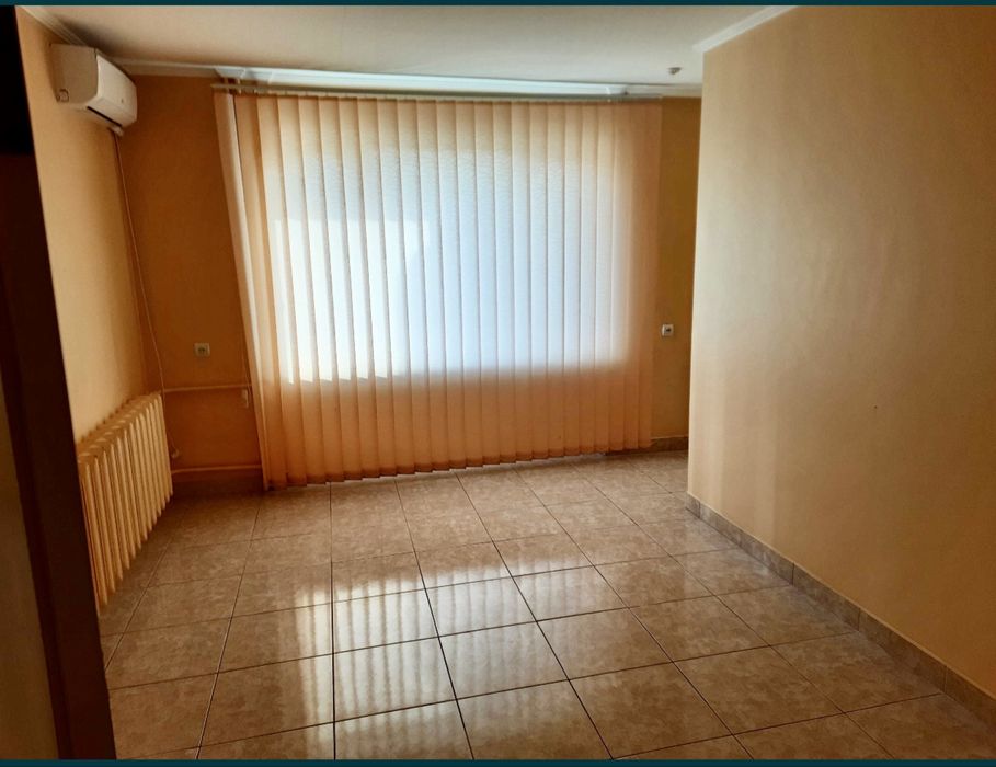 Здається Комерційне приміщення в гарній локаціі