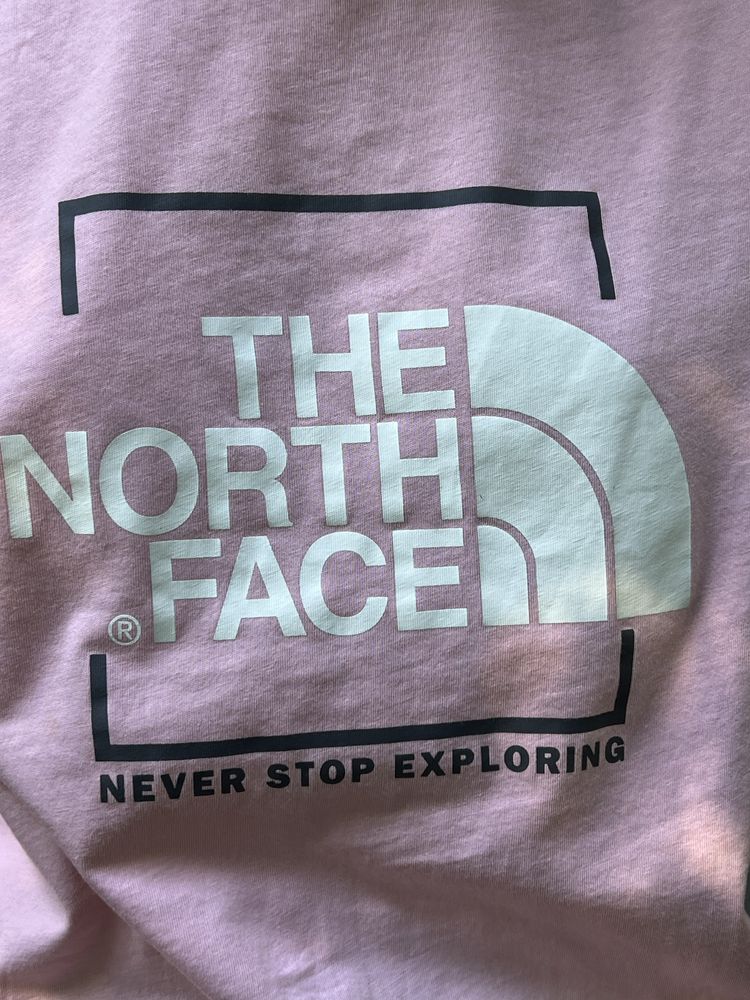 жіноча футболка the north face