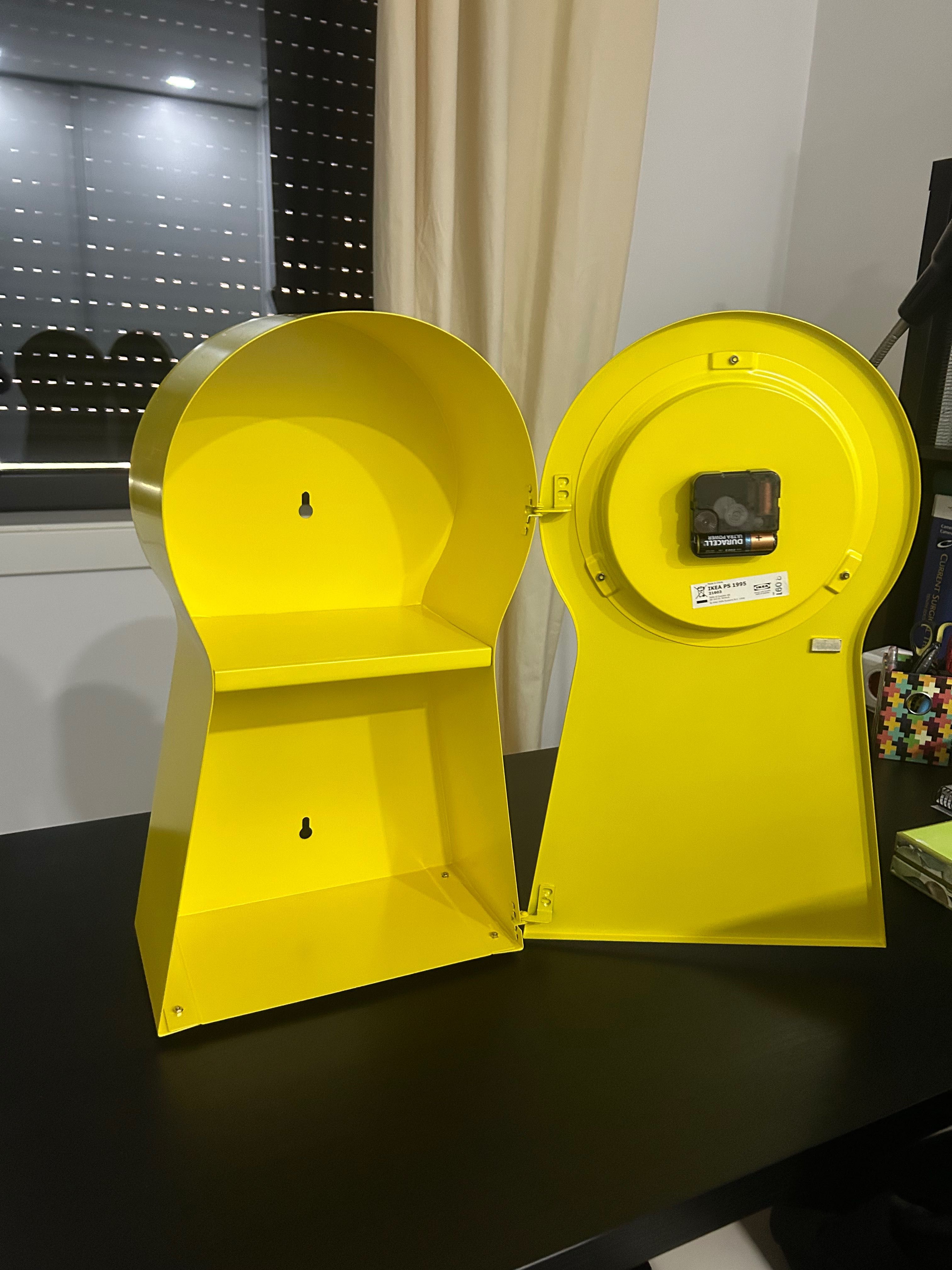 Relógio amarelo de mesa/parede