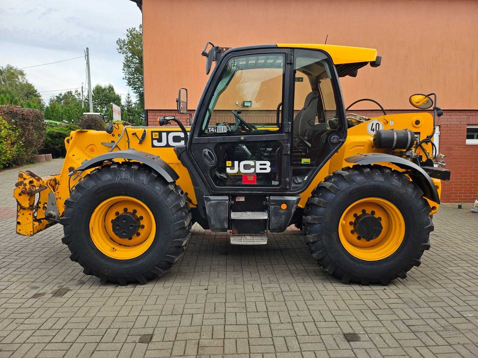 Ładowarka Teleskopowa JCB 560-80 z Niemiec Pneumatyka