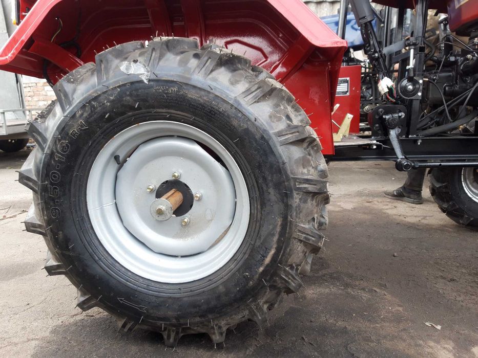 Трактор Кентавр 200 В с фрезой и плугом на 2 корпуса