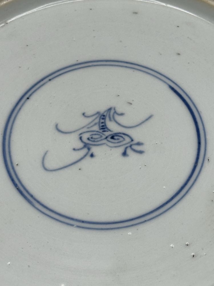 Grande Prato em Porcelana Chinesa Kangxi Qing Dynasty