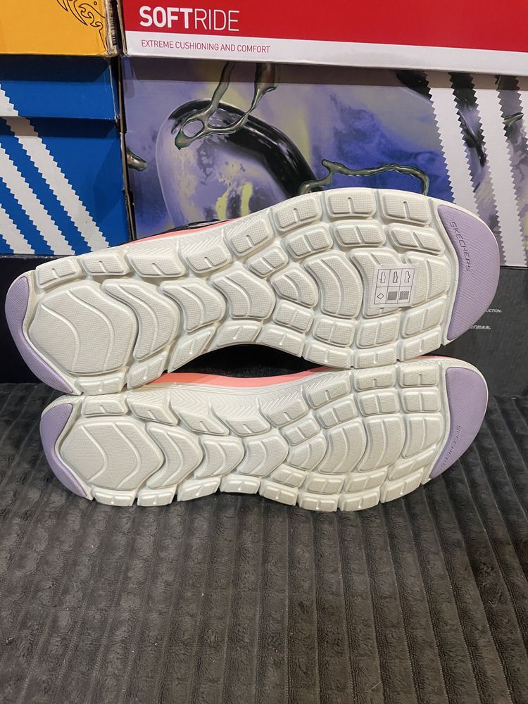 Жіночі кросівки Skechers Flex Appeal 4.0 41,5(27см) оригінал