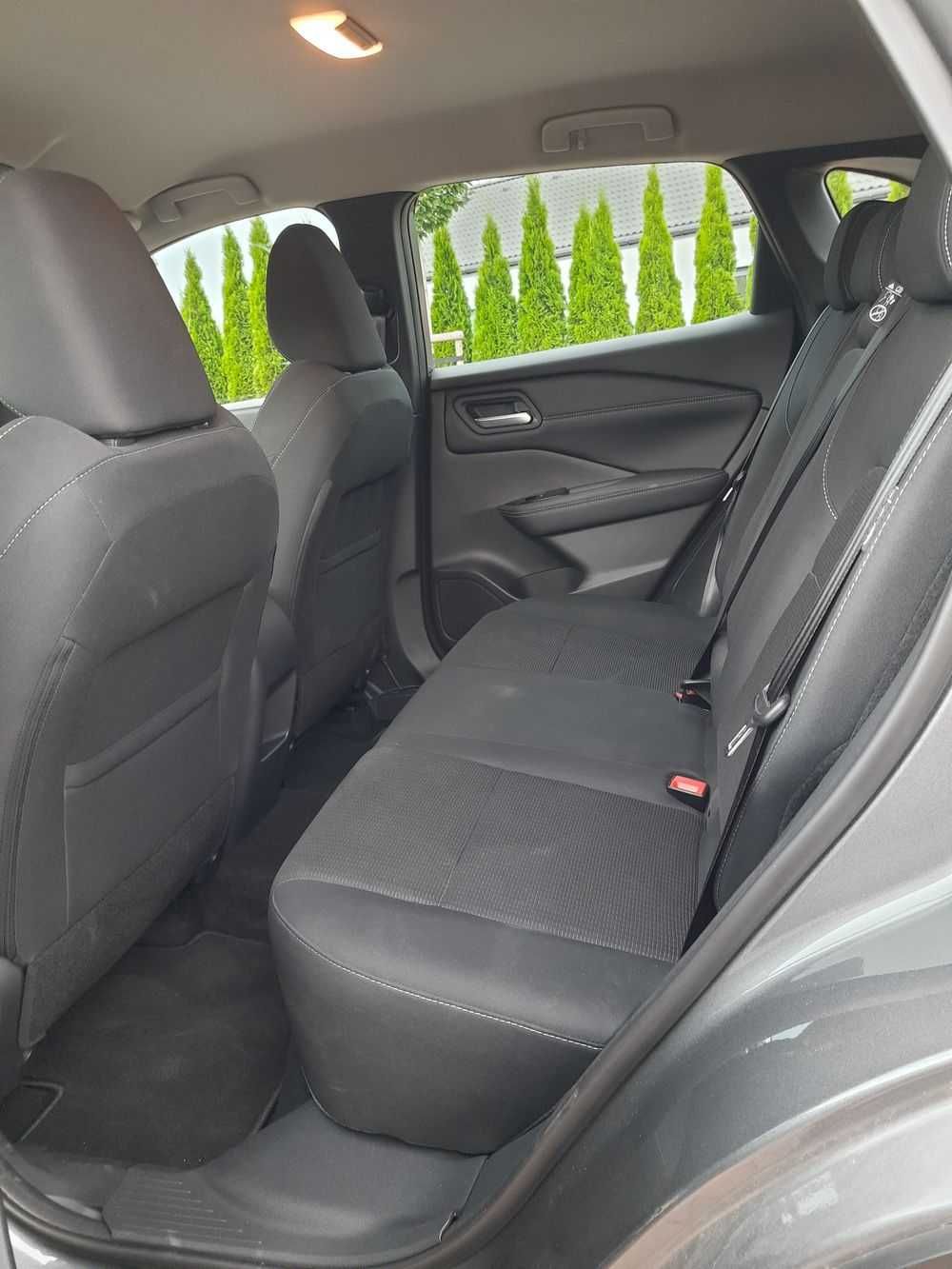 Nissan QASHQAI hybryda NOVC-HEV 1.3 benzyna 2022 rok niski przebieg