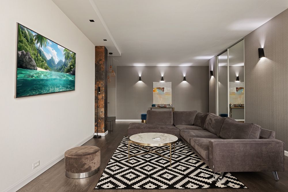 Стильный лофт у моря! 2 спальни+огромная студия  вид на море !