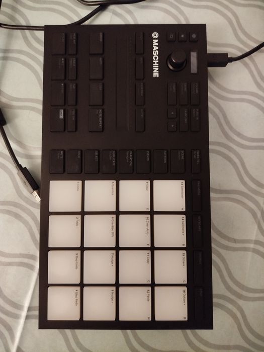 NI Maschine Mikro Mk3