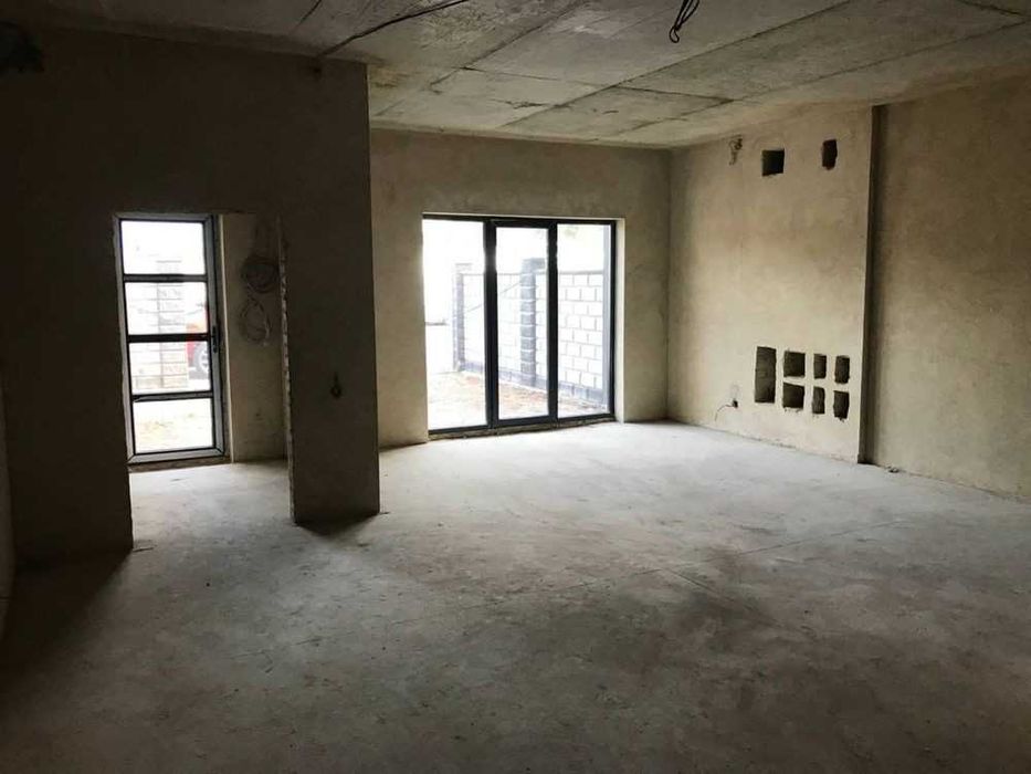 +Просторий та комфортний котедж у затишному районі