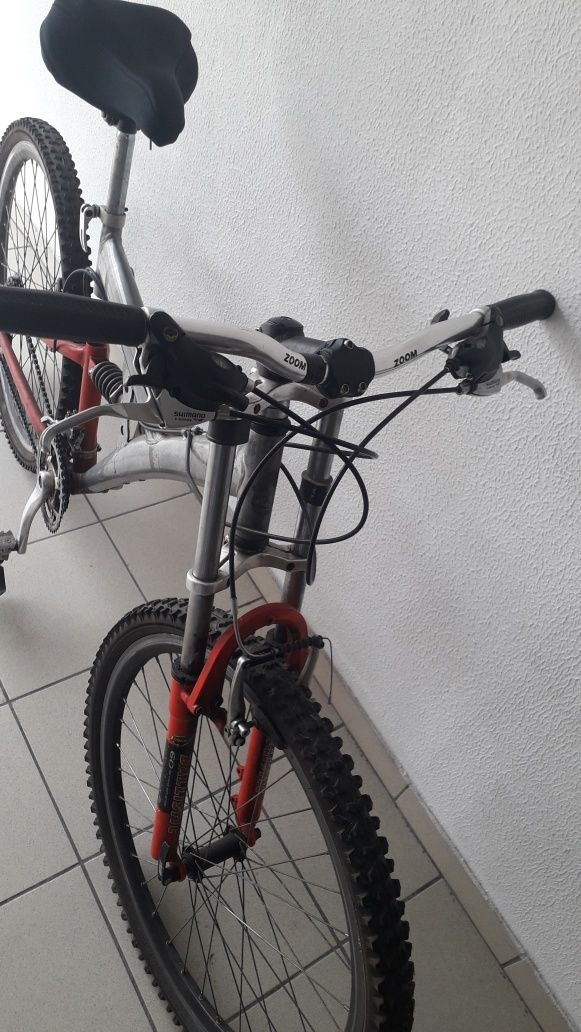 Bicicleta dupla suspensão aro 26