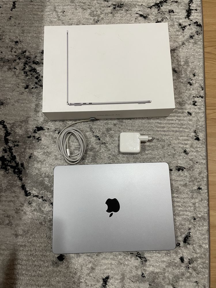 MacBook Air M2 2022