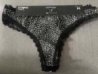 Stringi damskie nowe CENSORED NEW YORKER, komplet 3 pary, M
