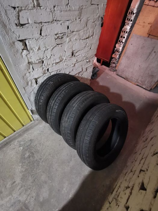 Komplet opon letnich Kumho 185/65/R15