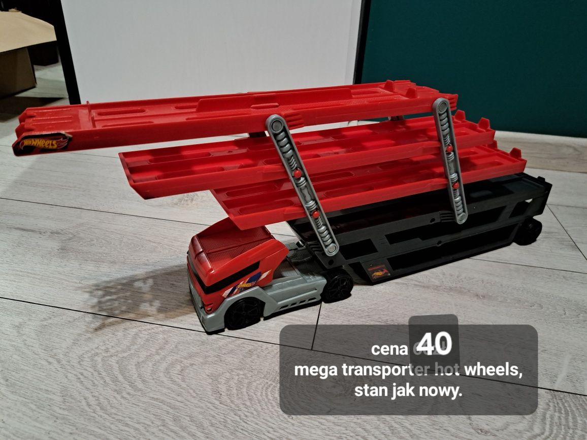 Mega transporter hot wheels