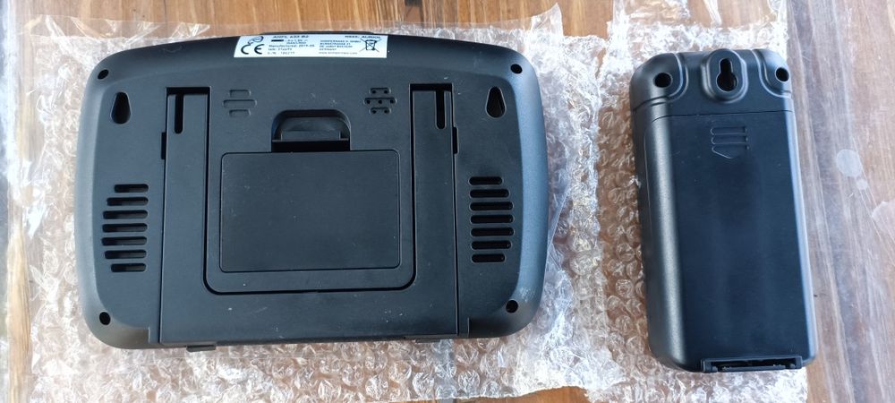 Радиоуправляемая метеостанция AHFL Германия