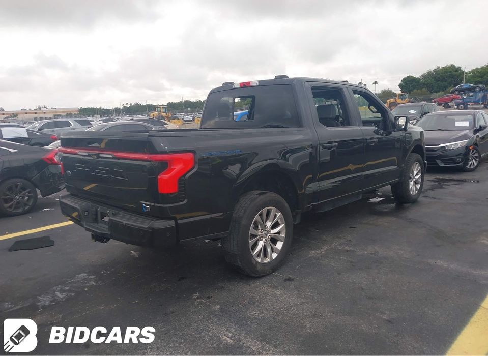 Форд ф150 Ford F150 LIGHTNING крила ітд.