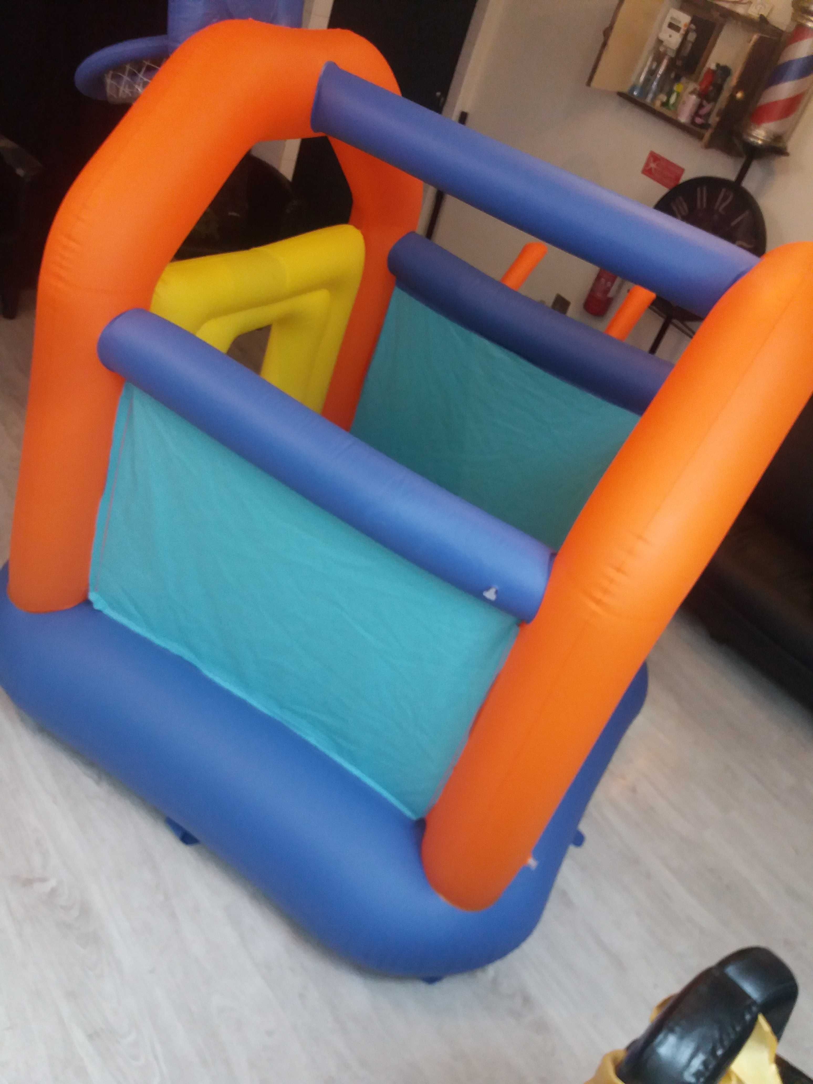 Super Casa Insuflável para Crianças
Zoko
