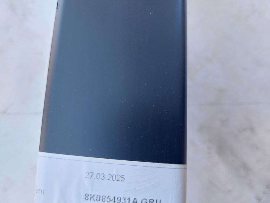 Listwa progowa lewa Audi A4 B8 nowa oryginał