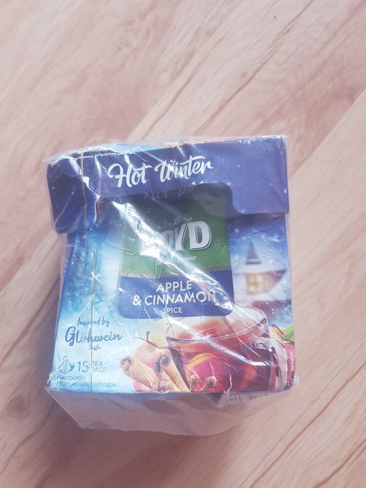 Herbata rozgrzewająca  Loyd jabko z cynamon