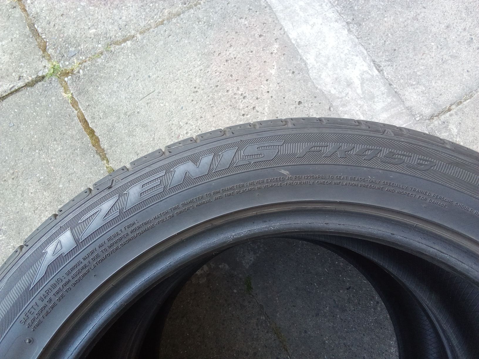 255/45r18 Falken 2szt