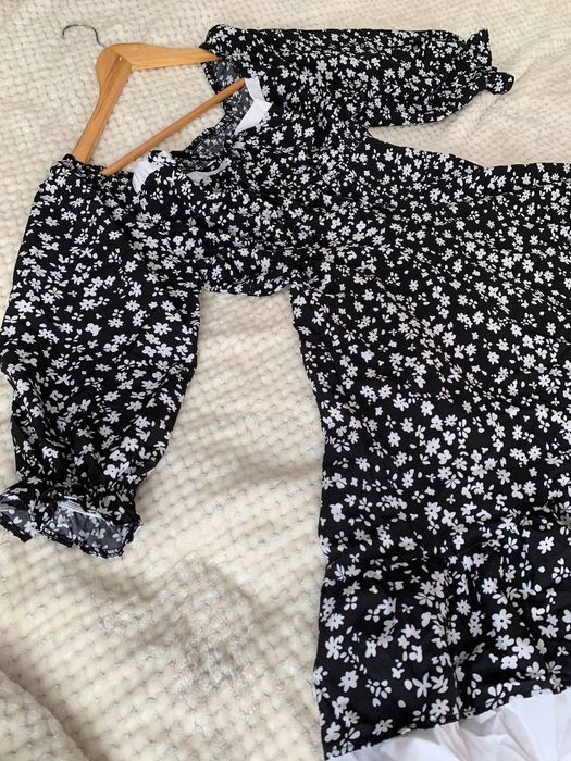 Сукня міні у квітковий принт