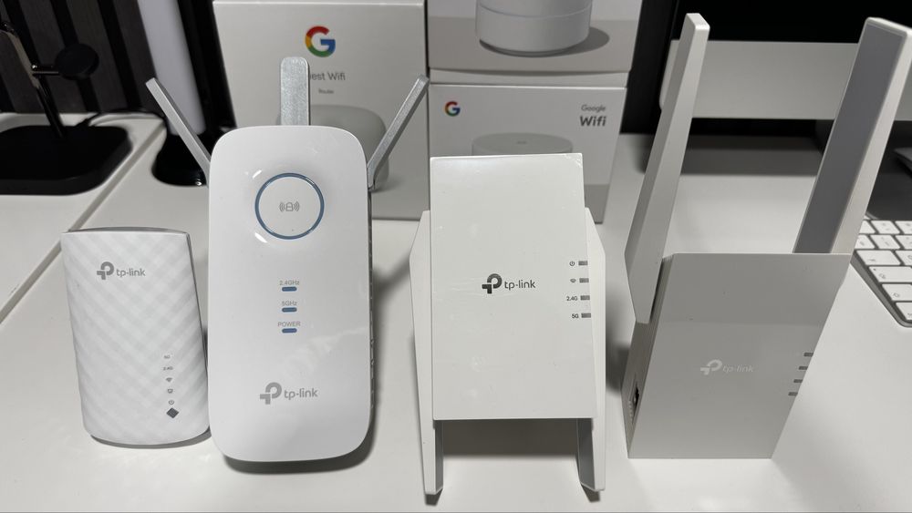 TP-Link Range Wifi Extender (total 4 equipamentos ou individual)