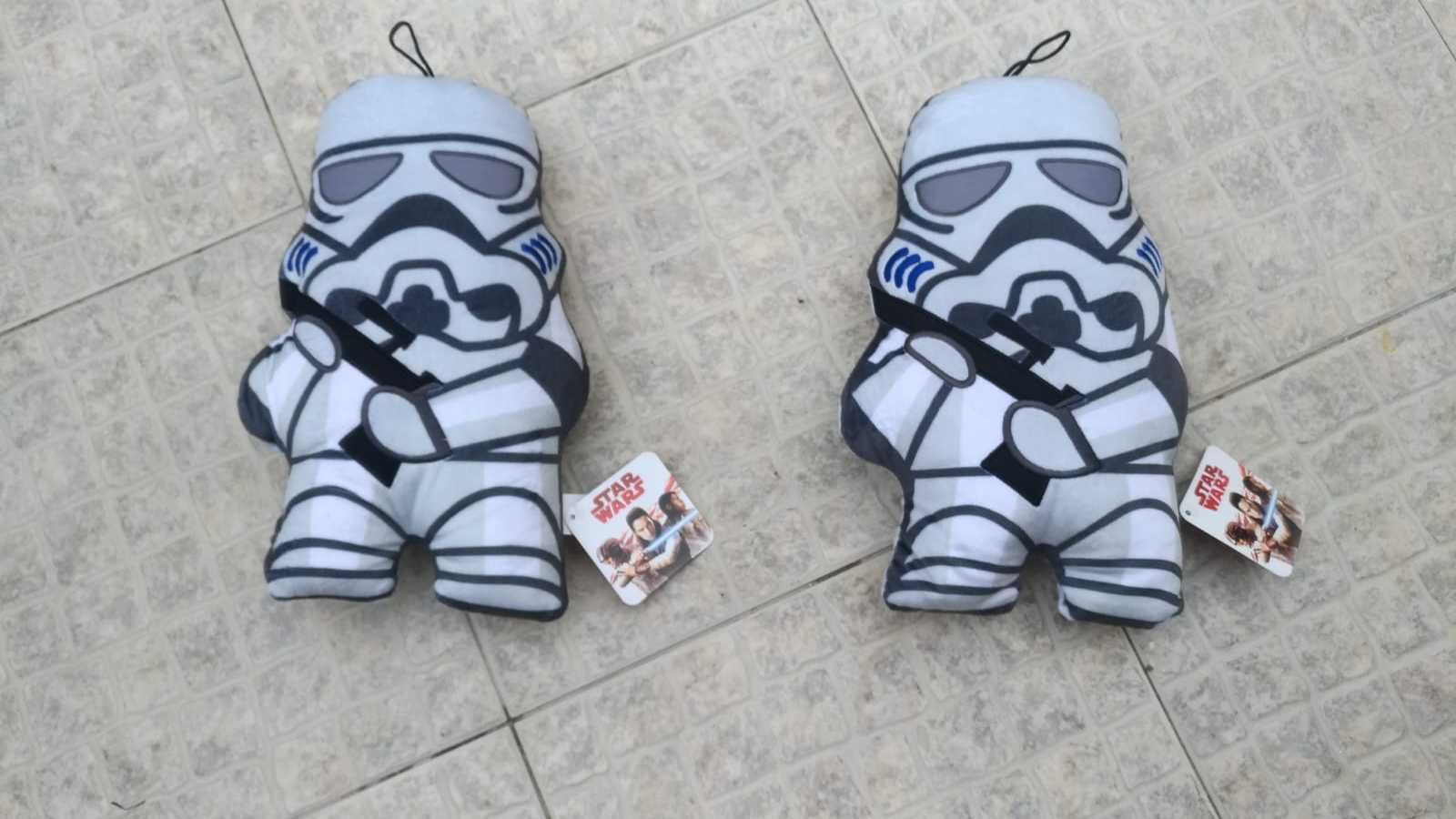 Vários Peluches StarWors e outros